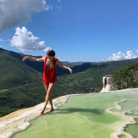 Meet your Posher, Alice - Picture 2 of 2